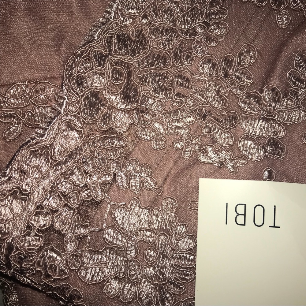 TOBI NEW WITH TAGS ILLUSION DRESS π - Picture 4 of 8